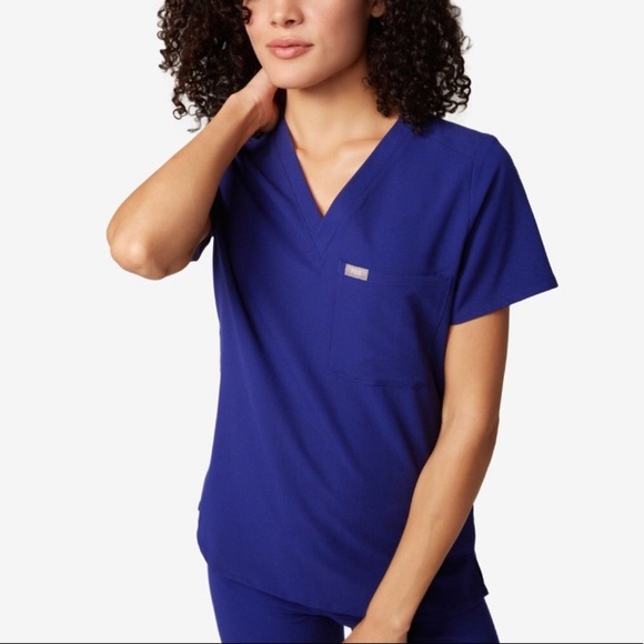 Figs Tops - FIGS Catarina scrub top size M - deep royal blue